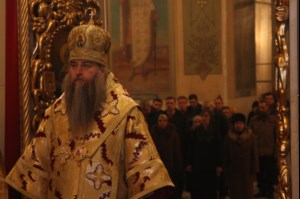 Всенощное бдение в храме в честь Покрова Божией Матери Саратова