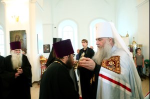 Всенощное бдение в Свято-Сергиевском женском монастыре села Алексеевка Базарно-Карабулакского района