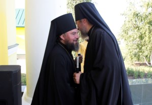 Божественная Литургия в храме во имя святой великомученицы Параскевы Пятницы села Малиновка Аркадакского района
