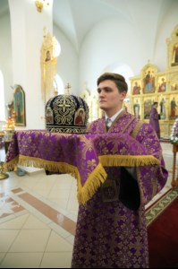 Божественная литургия в храме в честь Рождества Христова г.Саратова