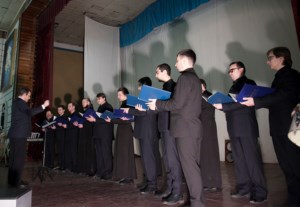 Архиерейский мужской хор представил концертную программу «Отчизны верные сыны» в исправительной колонии №13