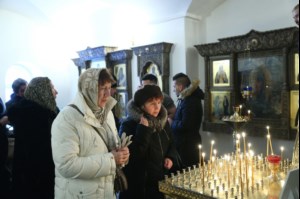 Всенощное бдение на Архиерейском подворье – храме в честь иконы Божией Матери «Утоли моя печали» г.Саратова