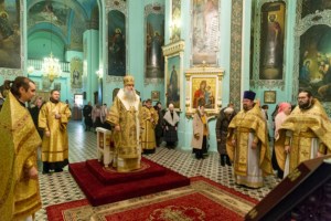 Божественная литургия в храме Сошествия Святого Духа г. Саратова