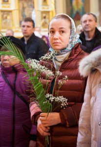 Божественная литургия в храме в честь Покрова Пресвятой Богородицы г.Саратова