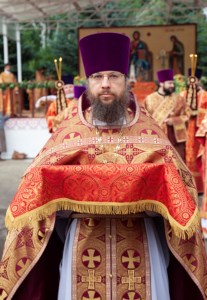 Божественная литургия в Вавиловом Доле