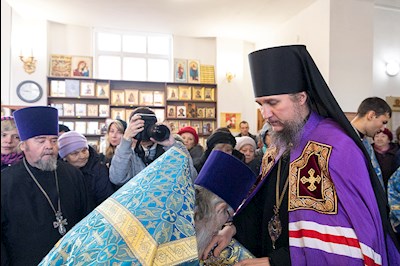 Божественная литургия в храме в честь Казанской иконы Божией Матери г. Саратова