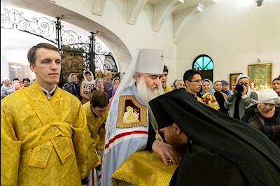 Всенощное бдение в Свято-Никольском мужском монастыре г. Саратова