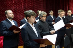 Архиерейский хор Саратовской митрополии выступил в УФСИН