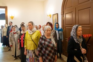 Божественная литургия в храме святого благоверного князя Александра Невского г. Саратова