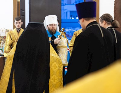 Митрополит Игнатий совершил всенощное бдение в храме Нерукотворного Образа Спасителя г. Саратова