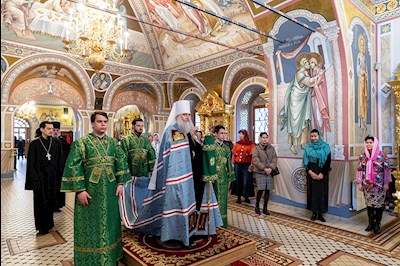 Всенощное бдение в Свято-Троицком кафедральном соборе г. Саратова