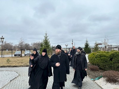 Митрополит Игнатий посетил Успенский храм г. Покровска