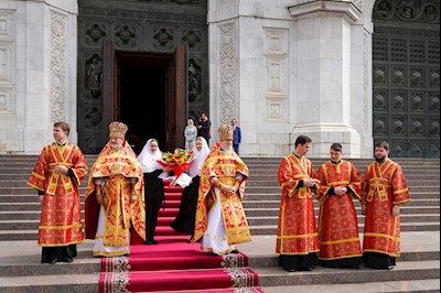 Митрополит Игнатий принял участие в Божественной литургии и торжествах в день тезоименитства Святейшего Патриарха Кирилла