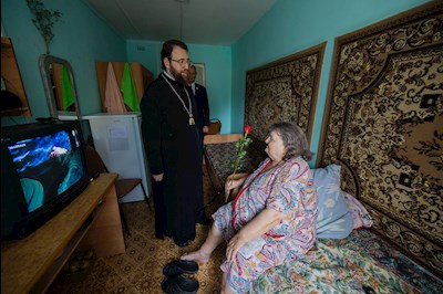 Митрополит Игнатий посетил Аткарский дом-интернат для престарелых и инвалидов