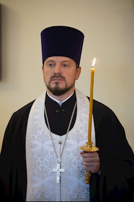 Совершена панихида по саратовским святителям