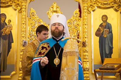 Митрополит Игнатий совершил Божественную литургию в Свято-Никольском храме с. Октябрьский Городок