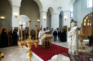 Божественная литургия в Свято-Алексиевском женском монастыре г.Саратова
