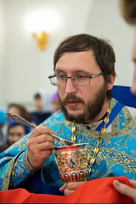 Митрополит Игнатий совершил Божественную литургию в храме святого апостола и евангелиста Иоанна Богослова с. Казанла Базарно-Карабулакского района