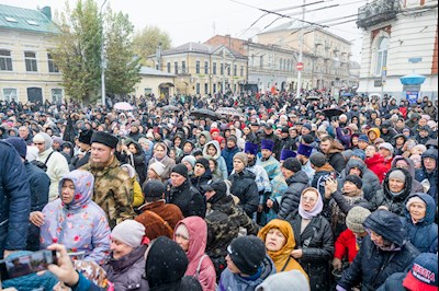 В Саратове прошел традиционный крестный ход с Казанской иконой Божией Матери