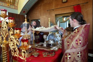Митрополит Лонгин совершил Великое освящение Вознесенского храма Вознесенско-Пантелеимоновской церкви с. Усть-Курдюм