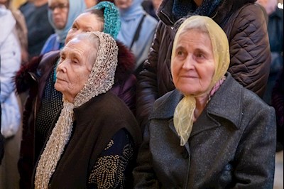 Митрополит Игнатий совершил Божественную литургию и молебен на новый год в Покровском соборе г. Саратова