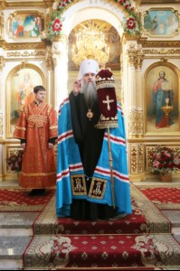 Великая Пасхальная вечерня в Покровском храме Саратова