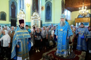 Божественная литургия в храме в честь Казанской иконы Божией Матери г. Петровска