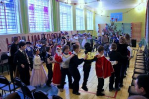 Священник стал гостем Новогодней елки в школе-интернате