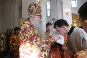 Божественная литургия в Свято-Алексиевском женском монастыре г. Саратова