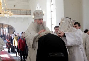 Божественная Литургия в Cвято-Никольском мужском монастыре г. Саратова