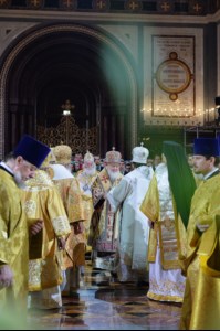 Митрополит Лонгин принял участие в Патриаршем богослужении в день празднования 70-летнего юбилея Его Святейшества
