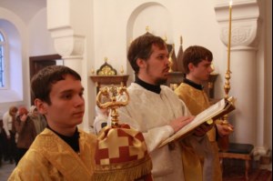 Божественная литургия в храме в честь иконы Божией Матери «Утоли моя печали»