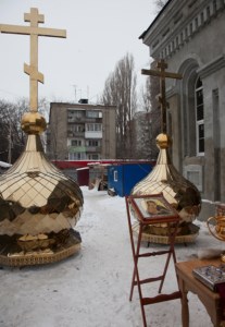 Освящены кресты и купола храма во имя великомученицы Екатерины г. Саратова