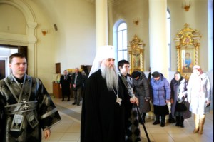 Великое повечерие с чтением канона преподобного Андрея Критского в Свято-Троицком кафедральном соборе г. Вольска