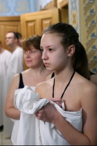 Крещальная литургия в Свято-Троицком кафедральном соборе г. Саратова