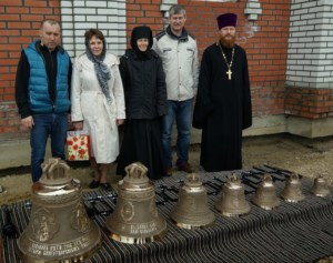 Освящены колокола храма Владимирского женского монастыря г. Вольска