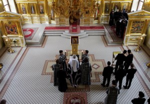 Царские часы на Архиерейском подворье — храме во имя святого апостола и евангелиста Иоанна Богослова при Саратовской православной духовной семинарии