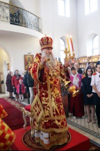 Божественная литургия в храме во имя святых первоверховных апостолов Петра и Павла г. Аткарска