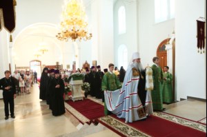 Всенощное бдение в Свято-Сергиевском женском монастыре села Алексеевка Базарно-Карабулакского района