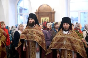 Божественная литургия в Спасо-Преображенском мужском монастыре г.Саратова