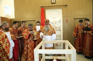 Чин Великого освящения и Божественная литургия в храме в честь Владимирской иконы Божией Матери Владимирского женского монастыря г. Вольска