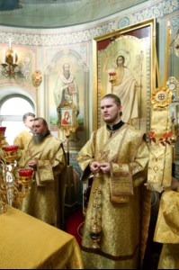 Божественная литургия в храме во имя Всех Святых, в земле Российской просиявших, г. Саратова