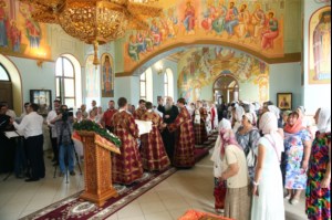 Митрополит Лонгин совершил Великое освящение Вознесенского храма Вознесенско-Пантелеимоновской церкви с. Усть-Курдюм