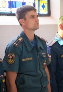 Сотрудники Главного управления МЧС России по Саратовской области помолились перед иконой Божией Матери «Неопалимая Купина»