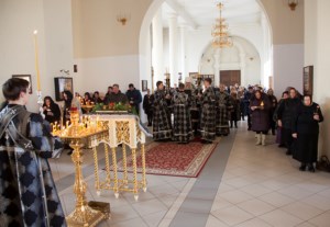 Великое повечерие с чтением канона преподобного Андрея Критского в Свято-Троицком кафедральном соборе г. Вольска