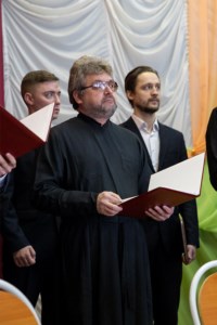 Архиерейский хор Саратовской митрополии выступил в исправительной колонии