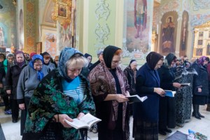 Великое повечерие с чтением канона преподобного Андрея Критского в храме Покрова Пресвятой Богородицы г. Саратова