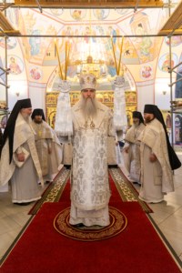 Божественная литургия в Свято-Никольском мужском монастыре г. Саратова
