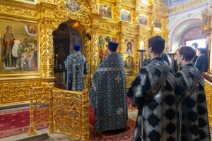 Пассия в Свято-Троицком кафедральном соборе г. Саратова