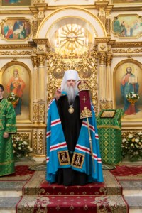 Божественная литургия в храме в честь Покрова Пресвятой Богородицы г. Саратова